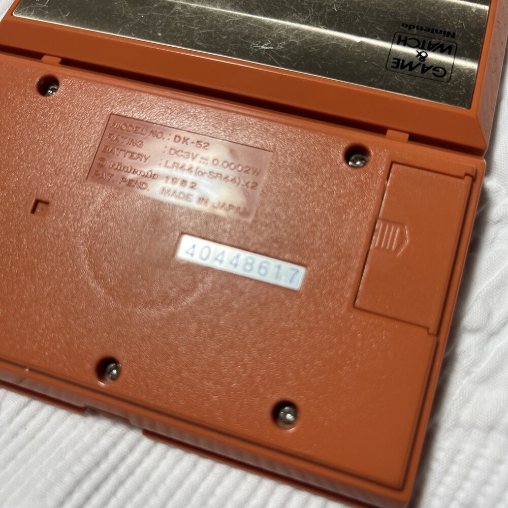 Nintendo Game & Watch Donkey Kong Model DK-52 Japan Made 1982 Not Fully Working - Picture 3 of 3